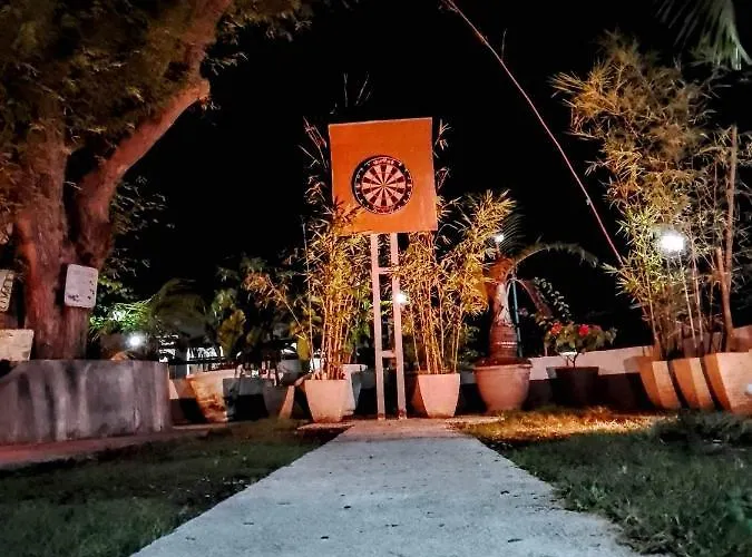 Garden Village 몰볼