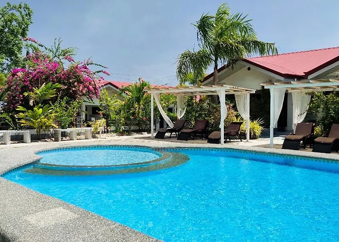 Garden Village 몰볼