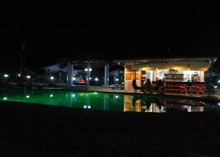 호텔 Garden Village