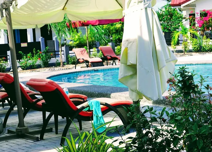 Garden Village 3* 몰볼